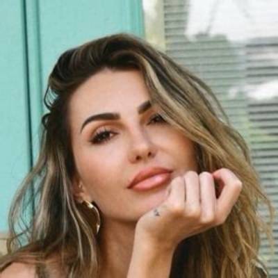 Liana Degeorge - Net Worth, Age, Height, Birthday, Bio, Wiki!
