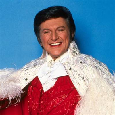 Liberace Net Worth, Age, Height, Bio, Birthday, Wiki!