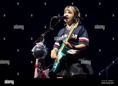 Lili Trifilio - Net Worth, Age, Height, Birthday, Bio, Wiki!