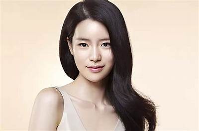 Lim Ji-Yeon Net Worth, Age, Height, Bio, Birthday, Wiki!