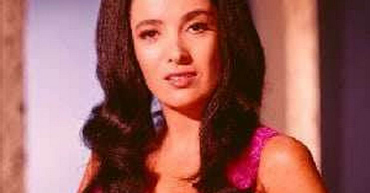 Linda Cristal - Net Worth, Age, Height, Birthday, Bio, Wiki!