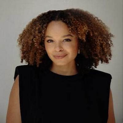 Lindsay Wisdom-Hylton - Net Worth, Age, Height, Birthday, Bio, Wiki!