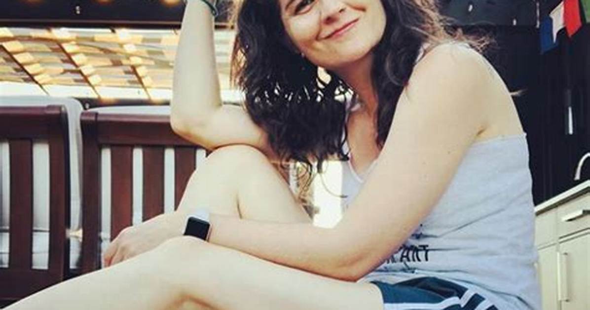 Lisa Jakub - Net Worth, Age, Height, Birthday, Bio, Wiki!