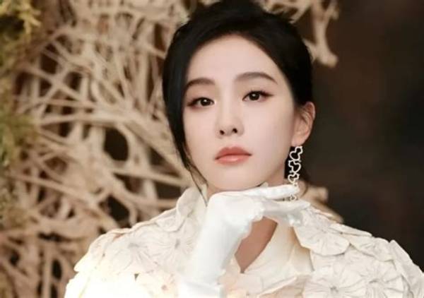 Liu Shishi - Net Worth, Age, Height, Birthday, Bio, Wiki!