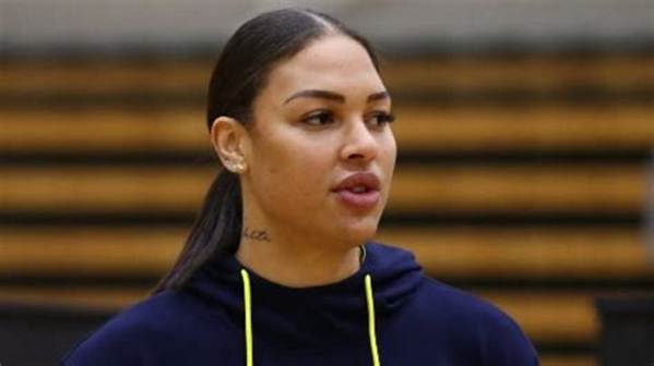 Liz Cambage Net Worth, Age, Height, Bio, Birthday, Wiki!