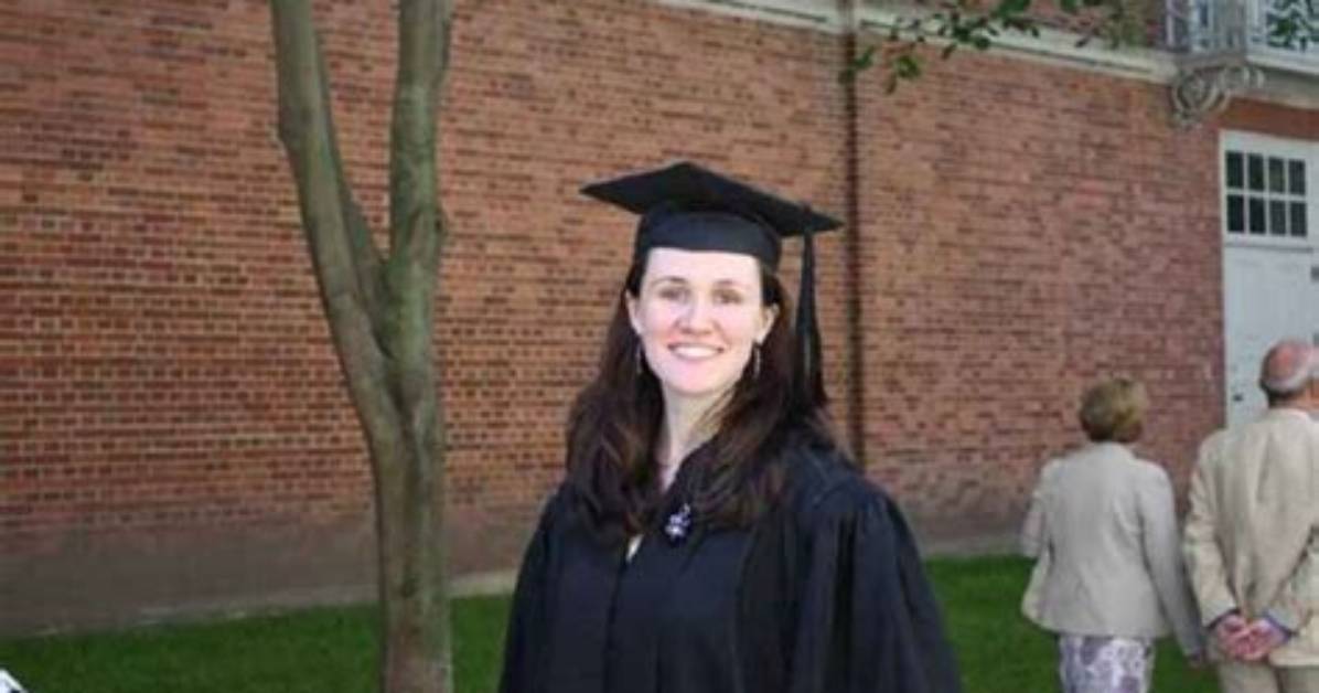 Liz Murray Net Worth, Age, Height, Bio, Birthday, Wiki!