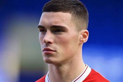 Lloyd Jones Net Worth, Age, Height, Bio, Birthday, Wiki!