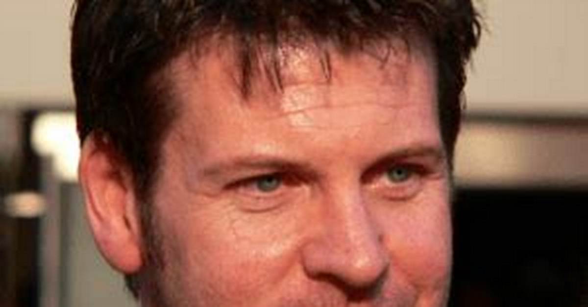 Lloyd Owen - Net Worth, Age, Height, Birthday, Bio, Wiki!