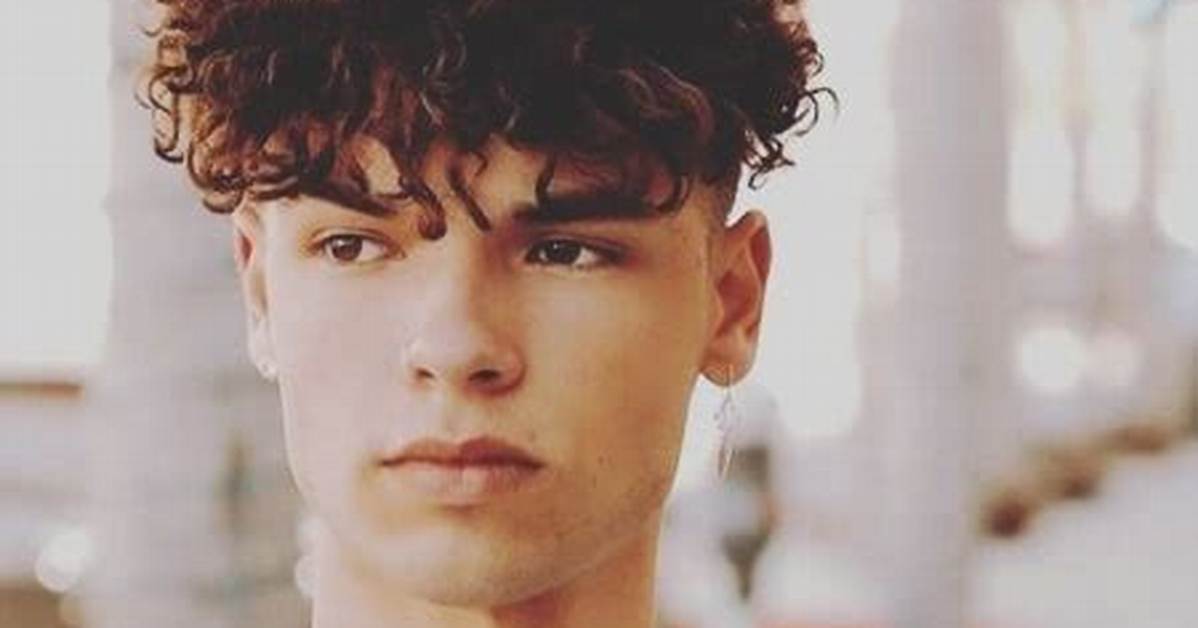 Logan Caruso - Net Worth, Age, Height, Birthday, Bio, Wiki!