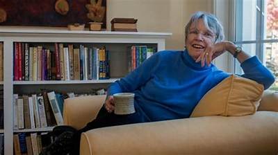Lois Lowry Net Worth, Age, Height, Bio, Birthday, Wiki!