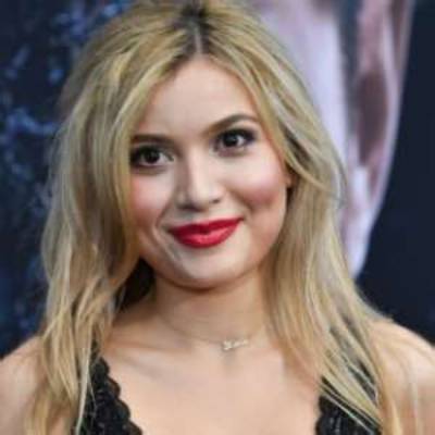 Lola Tash Net Worth, Age, Height, Bio, Birthday, Wiki!
