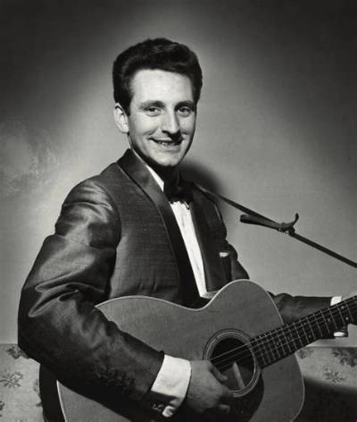 Lonnie Donegan Net Worth, Age, Height, Bio, Birthday, Wiki!