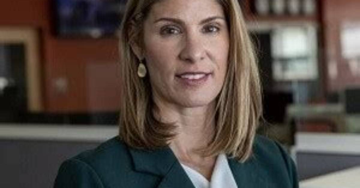 Lori Trahan - Net Worth, Age, Height, Birthday, Bio, Wiki!