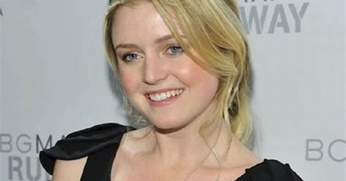 Lorraine Nicholson Net Worth, Age, Height, Bio, Birthday, Wiki!