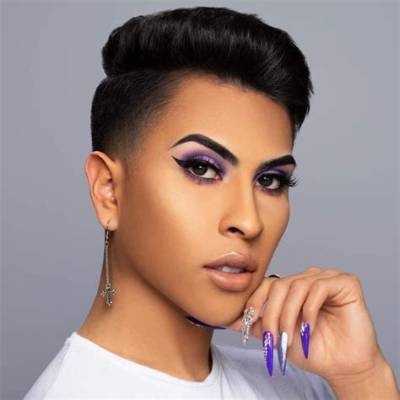 Louie Castro Net Worth, Age, Height, Bio, Birthday, Wiki!