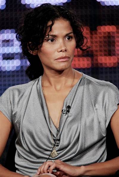 Lourdes Stephen - Net Worth, Age, Height, Birthday, Bio, Wiki!
