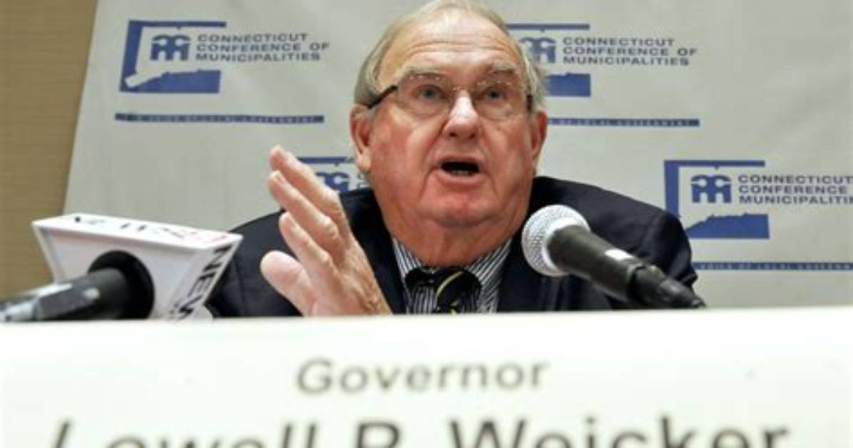 Lowell P. Weicker Net Worth, Age, Height, Bio, Birthday, Wiki!