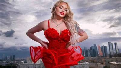 Lubov Azria Net Worth, Age, Height, Bio, Birthday, Wiki!