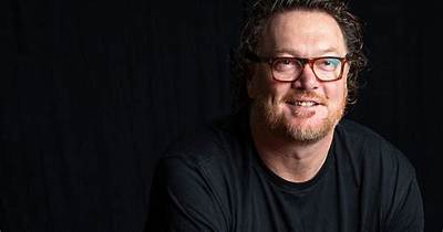 Luc Longley Net Worth, Age, Height, Bio, Birthday, Wiki!