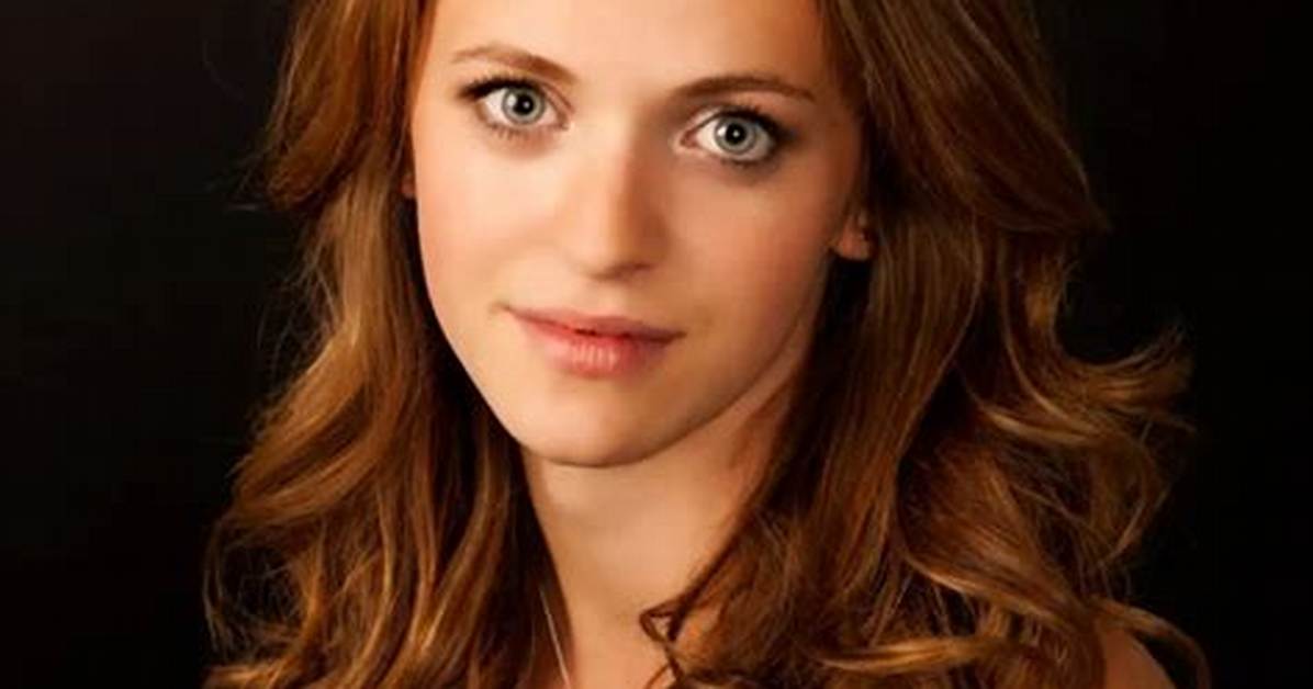 Lucinda Dryzek - Net Worth, Age, Height, Birthday, Bio, Wiki!