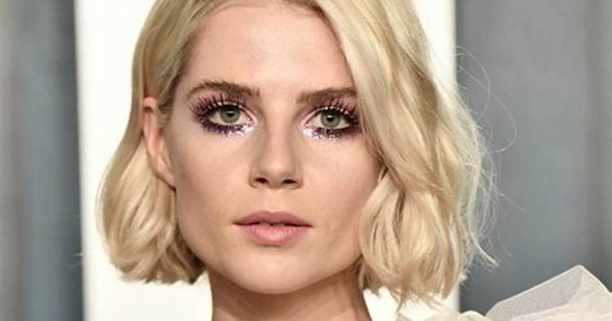 Lucy Boynton - Net Worth, Age, Height, Birthday, Bio, Wiki!
