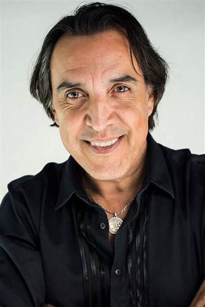 Luis Felipe Tovar Net Worth, Age, Height, Bio, Birthday, Wiki!