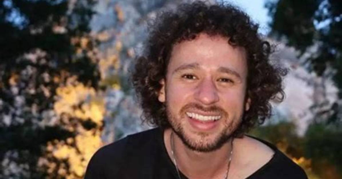 Luisito Comunica Net Worth, Age, Height, Bio, Birthday, Wiki!
