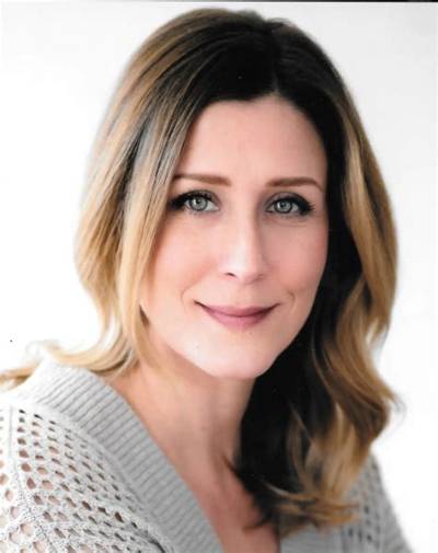 Lydia Mackay Net Worth, Age, Height, Bio, Birthday, Wiki!