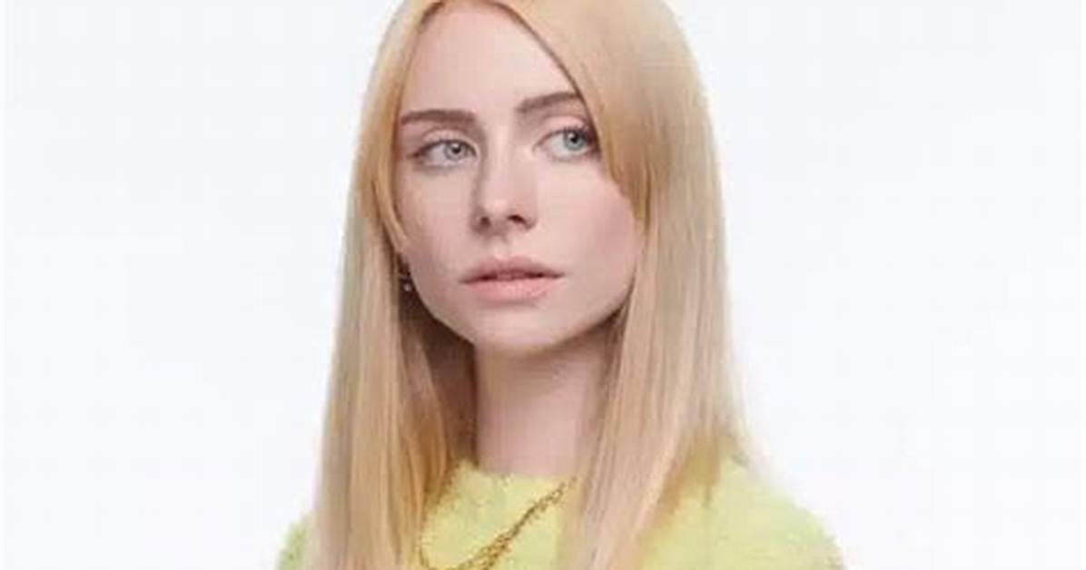 Maddie Phillips - Net Worth, Age, Height, Birthday, Bio, Wiki!