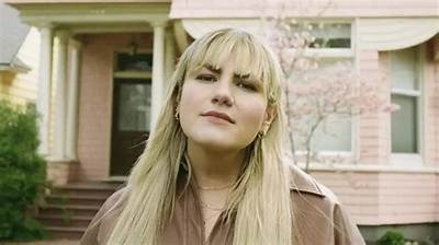 Maddie Zahm Net Worth, Age, Height, Bio, Birthday, Wiki!