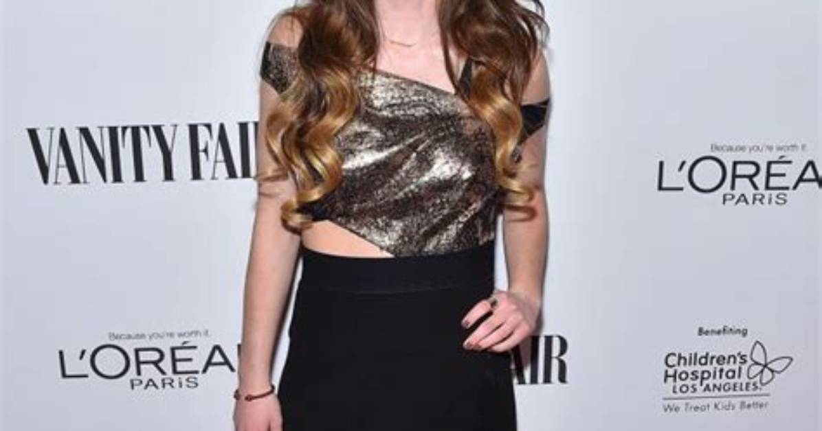Madeline Carroll - Net Worth, Age, Height, Birthday, Bio, Wiki!