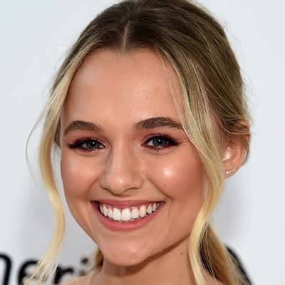 Madison Iseman Net Worth, Age, Height, Bio, Birthday, Wiki!