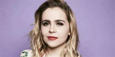 Mae Whitman Net Worth, Age, Height, Bio, Birthday, Wiki!