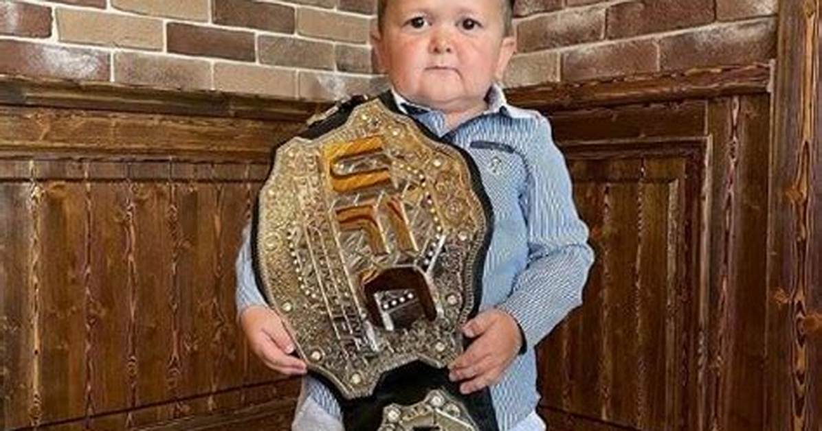 Magomedsalam Magomedov - Net Worth, Age, Height, Birthday, Bio, Wiki!