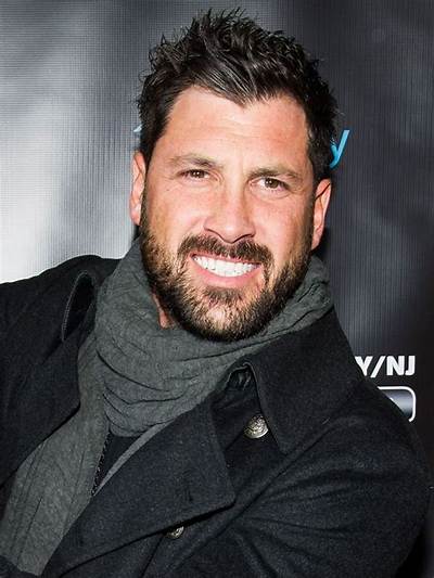 Maksim Chmerkovskiy Net Worth, Age, Height, Bio, Birthday, Wiki!