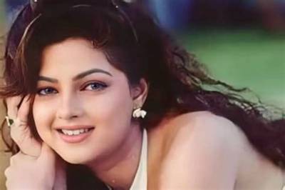 Mamta Kulkarni - Net Worth, Age, Height, Birthday, Bio, Wiki!