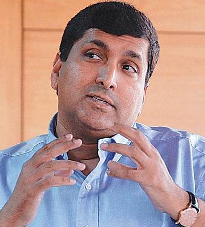 Manoj G. Tirodkar - Net Worth, Age, Height, Birthday, Bio, Wiki!