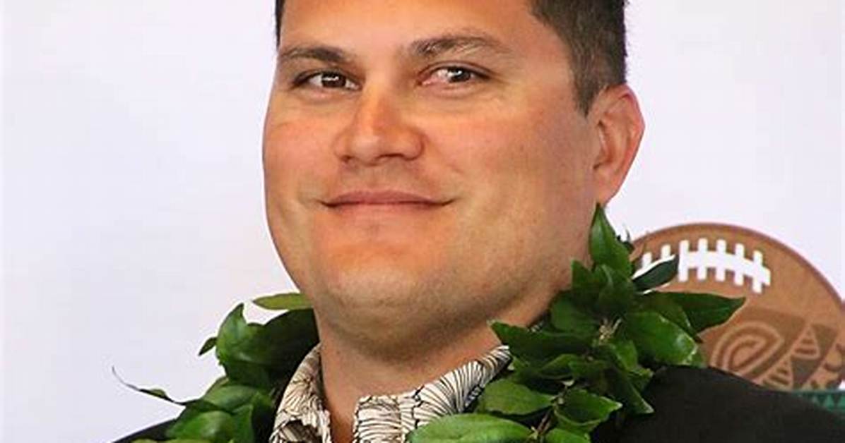 Manu Tuiasosopo Net Worth, Age, Height, Bio, Birthday, Wiki!