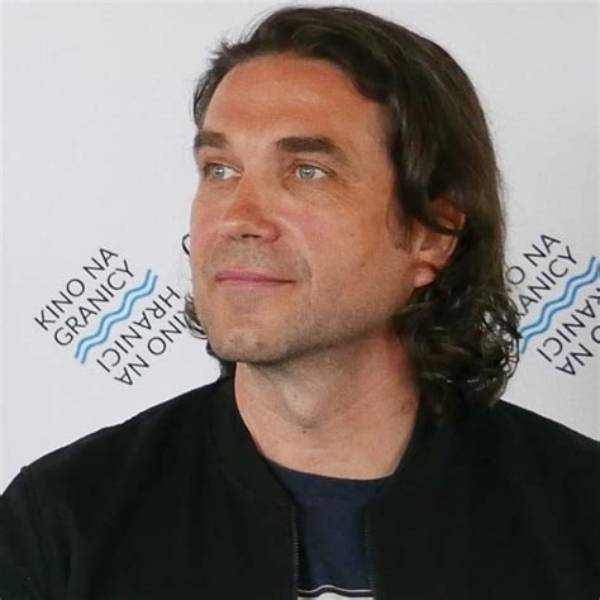 Marcin Kleczynski - Net Worth, Age, Height, Birthday, Bio, Wiki!