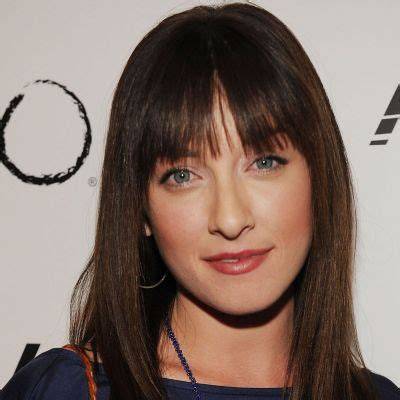 Margo Harshman Net Worth, Age, Height, Bio, Birthday, Wiki!
