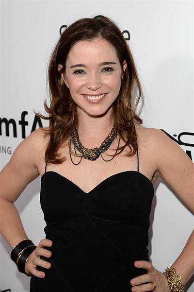 Marguerite Moreau - Net Worth, Age, Height, Birthday, Bio, Wiki!