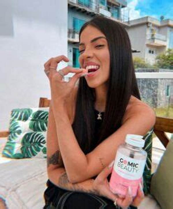 Maria Julia Mazalli - Net Worth, Age, Height, Birthday, Bio, Wiki!