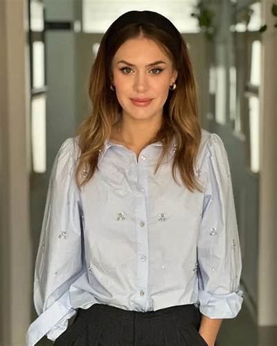 Marina Nemet - Net Worth, Age, Height, Birthday, Bio, Wiki!