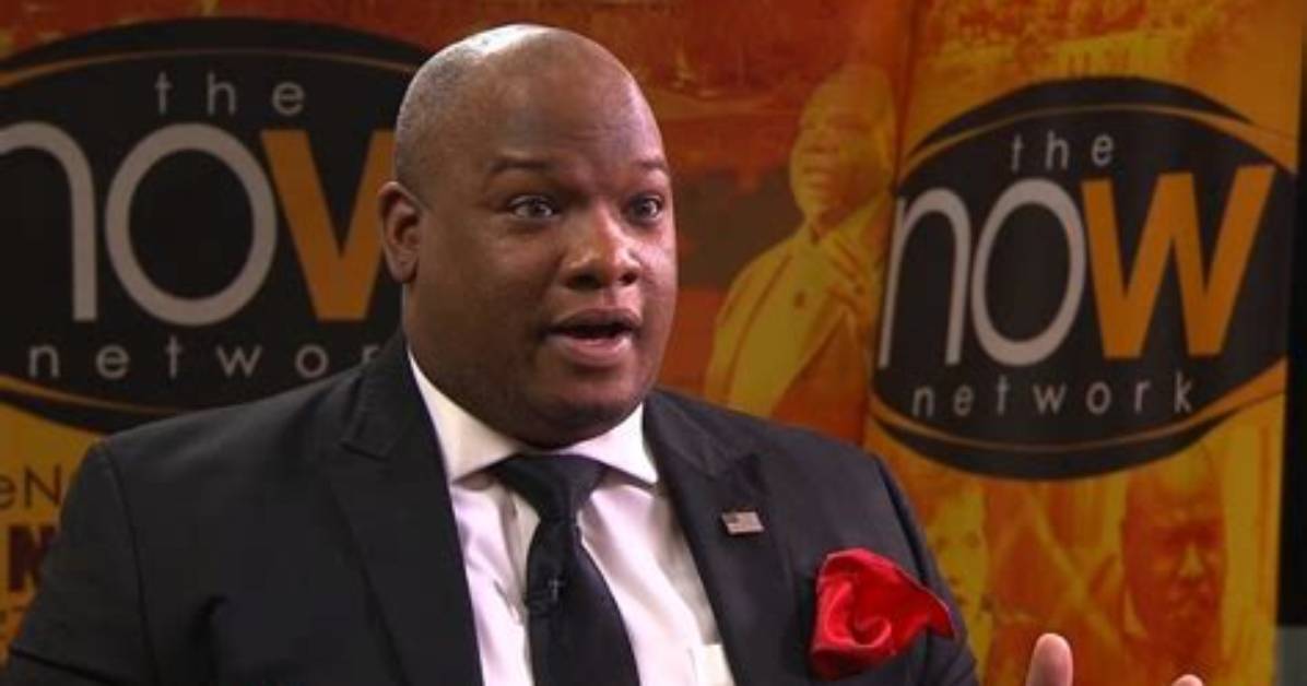 Mark Burns - Net Worth, Age, Height, Birthday, Bio, Wiki!