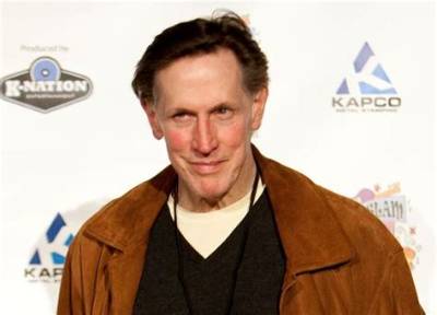 Mark Metcalf - Net Worth, Age, Height, Birthday, Bio, Wiki!
