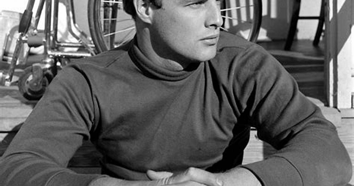 Marlon Brando Net Worth, Age, Height, Bio, Birthday, Wiki!