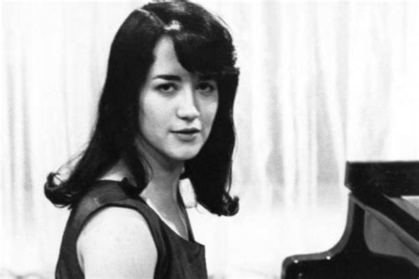 Martha Argerich - Net Worth, Age, Height, Birthday, Bio, Wiki!