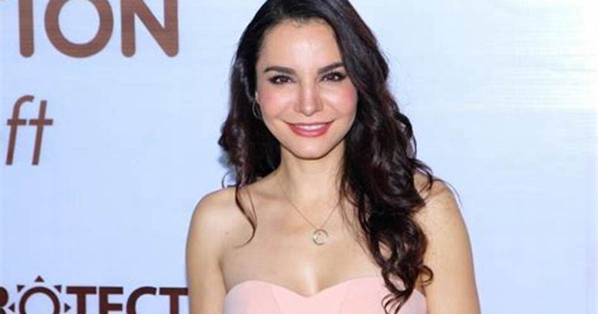 Martha Cristiana - Net Worth, Age, Height, Birthday, Bio, Wiki!