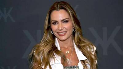 Martha Julia - Net Worth, Age, Height, Birthday, Bio, Wiki!