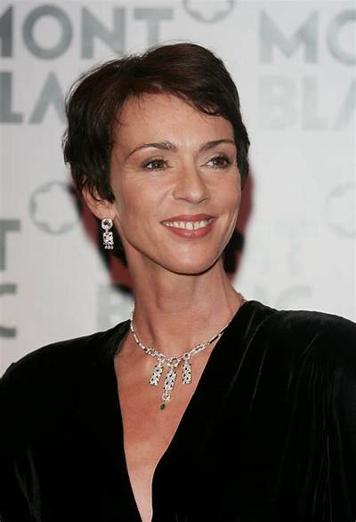 Maruschka Detmers - Net Worth, Age, Height, Birthday, Bio, Wiki!